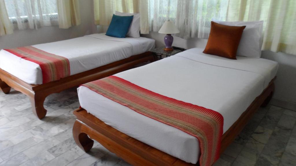 The Red Hibicus Guest House Chiang Mai Rum bild
